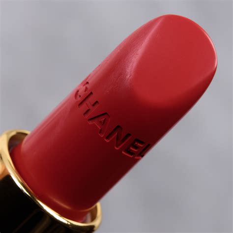 chanel rouge allure rouge brulant|Chanel Rouge Allure unique.